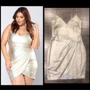Fashion nova Metallic gold dress